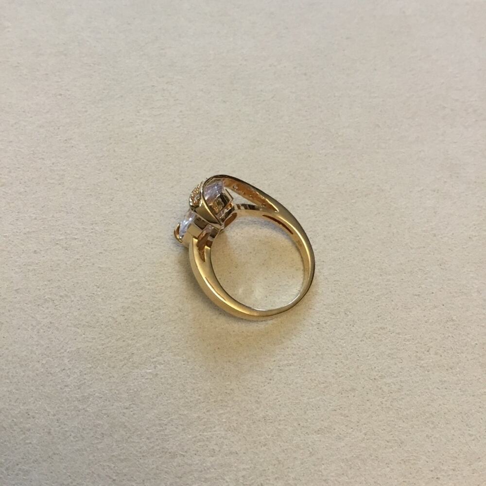 Gold Oval Stone Wrapped Ring - Picture 9 of 10